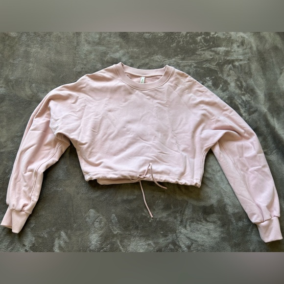 The group Babaton sweater - Picture 1 of 4